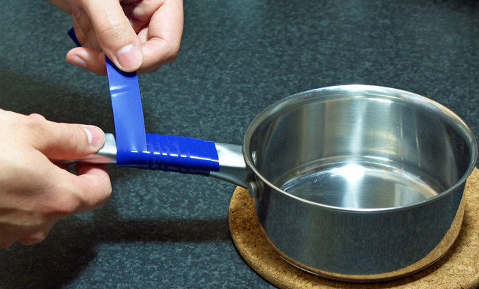 t-s-2-blue-grip-strip-pan-handle