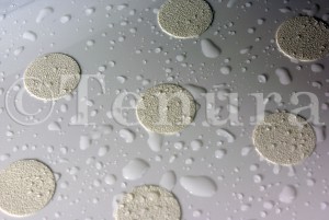 Aqua Safe Anti Slip Bathroom Stickers - Discs - Wet