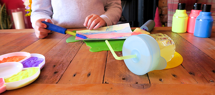t-cc-1-8cm-cupcap-knocked-over-glass-childrens-video-2