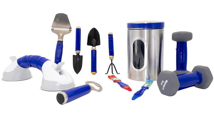 t-r-1-blue-grip-roll-assortment-of-tools-studio-1-web
