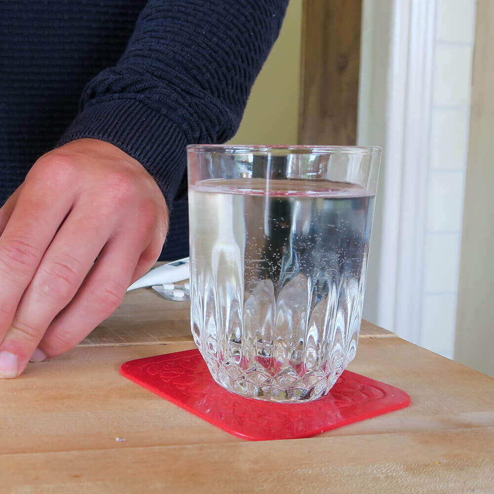 TC-9-1-Red-Square-Coaster-Water-Glass