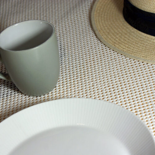 T-NET-White-Non-Slip-Fabric-Table-Covering-4
