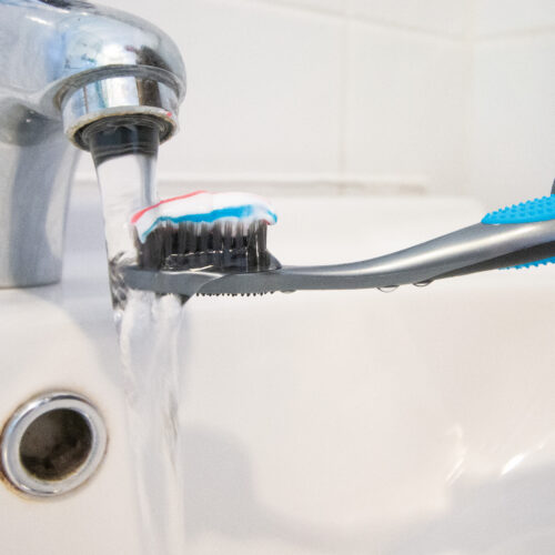 T-CG-1-Cutlery-Grips-Toothbrush-Brushing-Teeth-5