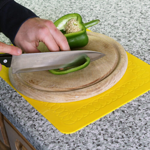 TC-MAT-35-3-Yellow-Table-Mat-Chopping-Board-2