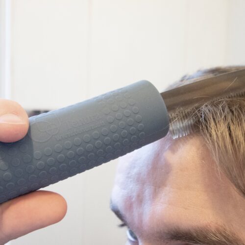 T-CG-1-Cutlery-Grips-Comb-Brushing-Hair-1