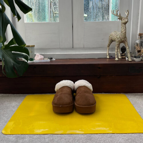 T-FLOOR-60-3-Yellow-Floor-Mat-Slippers.jpg