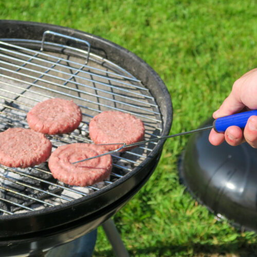 T-R-1-Blue-Grip-Roll-BBQ-Utensils-2