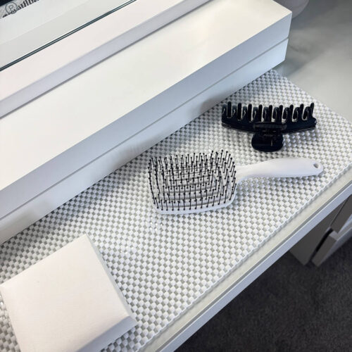 T-NET-White-Non-Slip-Fabric-Dressing-Table-Hairbrush-Close.jpg