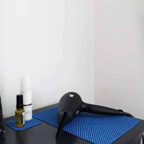 TNET-BLUE-MAT PACK-35-Hairdryer+Hairspray-2.jpg