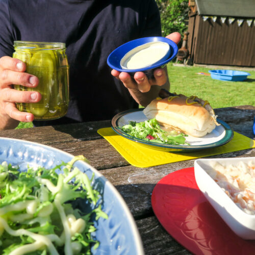 Summer-Video-Picnic-Table-Place-Setting-3