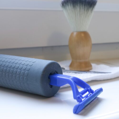 T-CG-1-Cutlery-Grips-Razer-for-Shaving-10