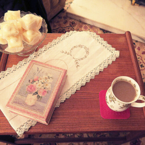 Red Square Coaster-Application mug-Living Room Background 4