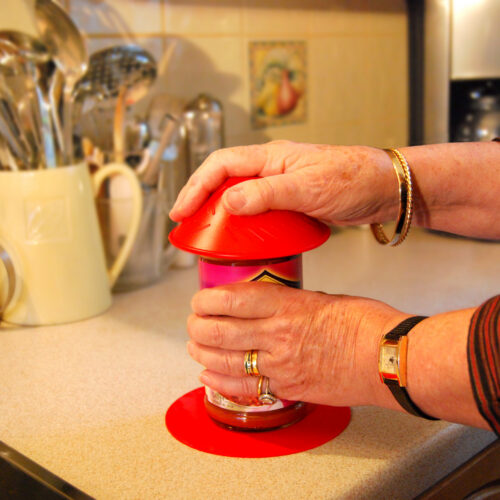 T-J-1-Red-Jar-Opener-Curry-Jar-Kitchen-1