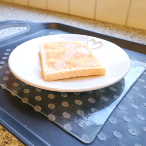T-EG-1 Clear Extreme Mat Used as a Tray Liner with Toast-3