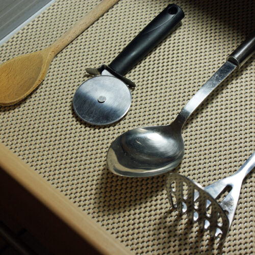 T-NET-Beige-Non-Slip-Fabric-Cutlery-Draw-Lining-1