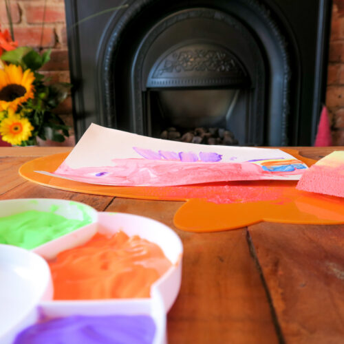 T-C-2-Orange-Cat-Childrens-Mat-Childrens-Product-Painting+Mess-3