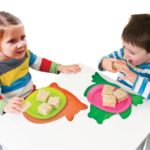 T-F-1+T-C-2-Cat+Frog-Childrens-Mat-Girl+Boy-Eating-Studio-1