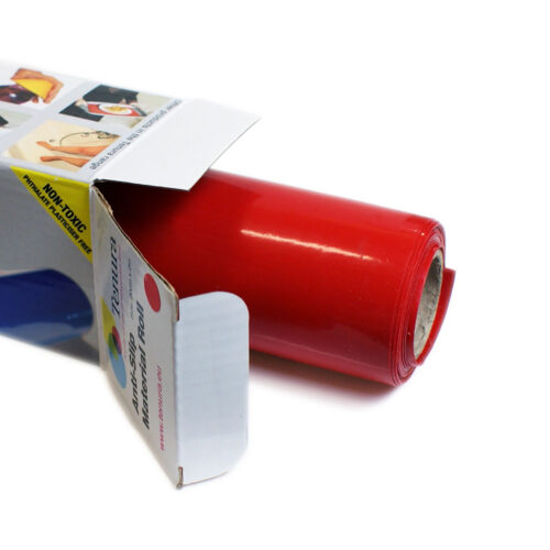 T-R-1+-Red-Grip-Roll-In+Out-Packaging-Studio-2