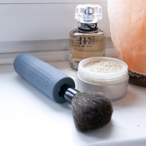 T-CG-1-Cutlery-Grips-for-Makeup-Brushes-1