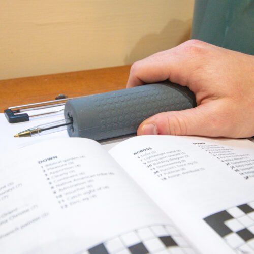 T-CG-1-Cutlery-Grips-Pen-for-Crossword-3