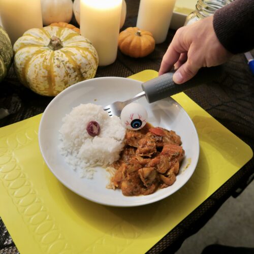 TC-MAT-35-3-Yellow-Table-Mat+T-CG-Cutlery-Grips-Plate-of-Food-Halloween-Autumn-6
