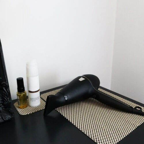 TNET-BEIGE-MAT PACK-35-Hairdryer+Hairspray-2.jpg