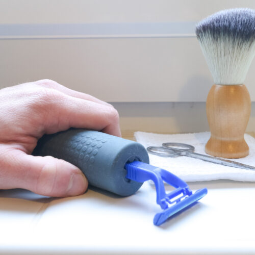 T-CG-1-Cutlery-Grips-Razer-for-Shaving-18