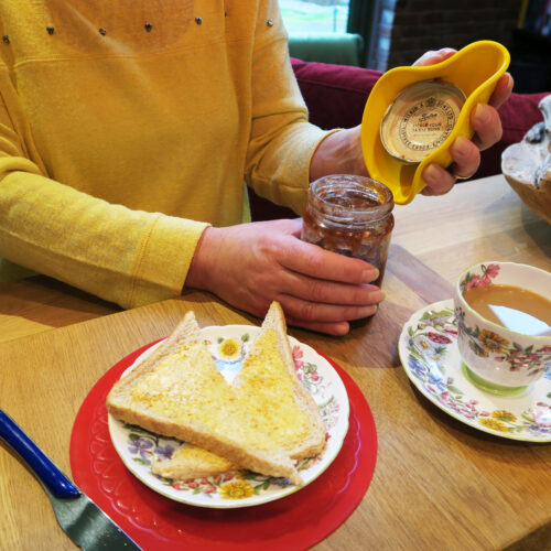 T-J-3-Yellow-Jar-Opener-Breakfast-3