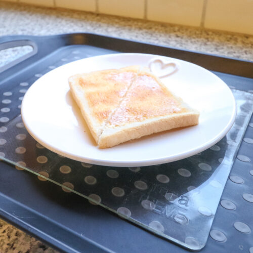 T-EG-1 Clear Extreme Mat Used as a Tray Liner with Toast-2