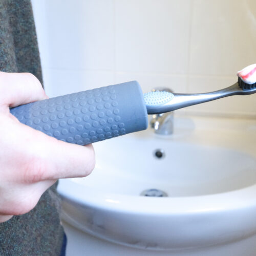 T-CG-1-Cutlery-Grips-Toothbrush-Brushing-Teeth-3