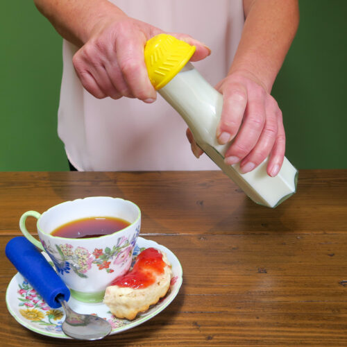 T-B-3-Yellow-Bottle-Opener-Milk-2