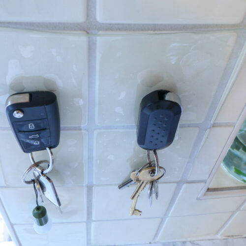 T-EG-1 Clear Extreme Mat Used to Hold up Car Keys-9