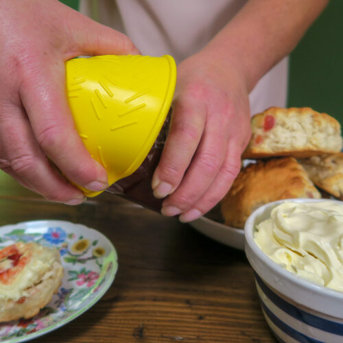 T-J-3-Yellow-Jar-Opener-Jam-Scones-2