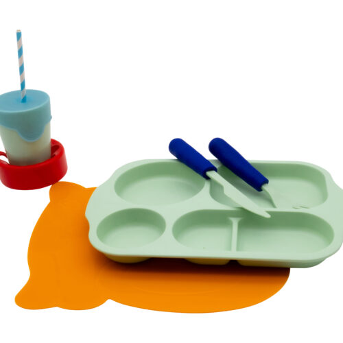 T-C-2-Orange-Cat-Childrens-Mat-Mealtime-Layout-Studio-1