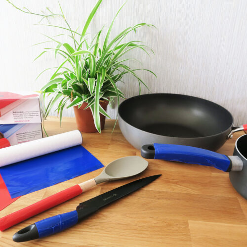 T-SAR+T-R-Grip-Reel+Roll-On-Cookware-In-Kitchen-1