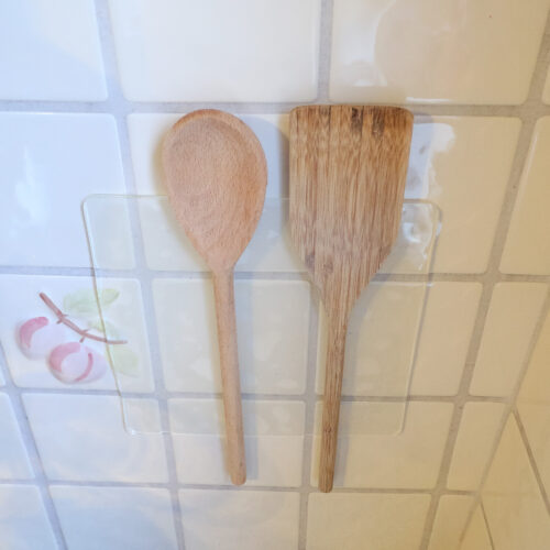 T-EG-1 Clear Extreme Mat Used to Hold Kitchen Utensils-1