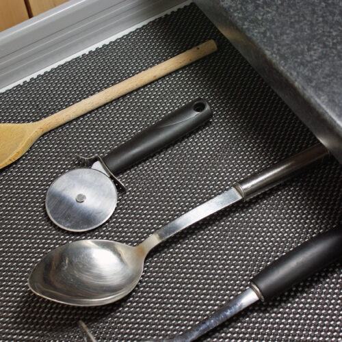 T-NET-Black-Non-Slip-Fabric-Cutlery-Draw-Lining-1