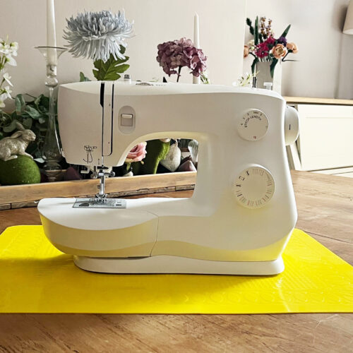 T-FLOOR-60-3-Yellow-Floor-Mat-Sewing-Machine-Table.jpg