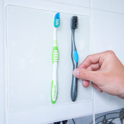 T-EG-1 Clear Extreme Mat Used to Hold up Toothbrushes-9