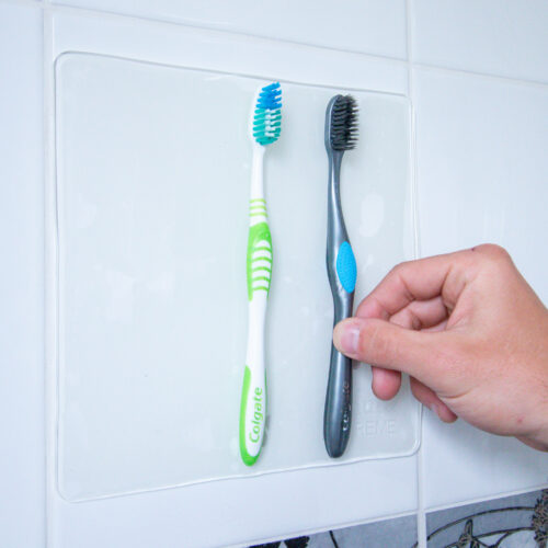 T-EG-1 Clear Extreme Mat Used to Hold up Toothbrushes-11