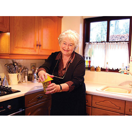 T-J-3-Yellow-Jar-Opener-Olives-3