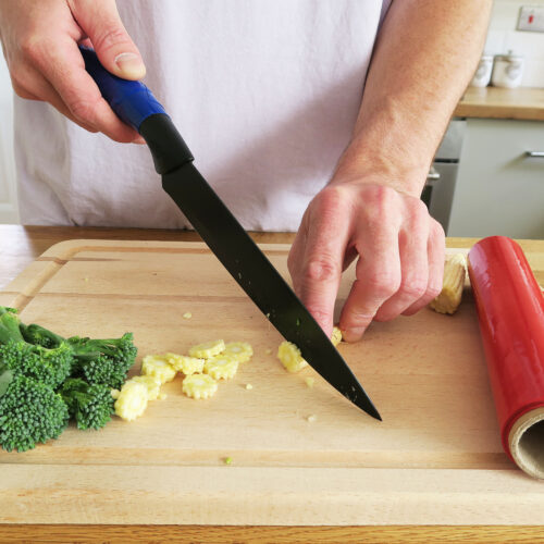 T-SAR+T-R-Grip-Reel+Roll-Knife-1